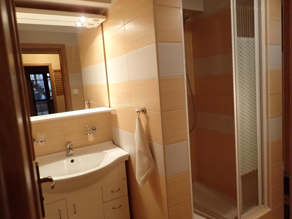Family House - Apartmany Zuzana Stara Lesna Bilik gambar